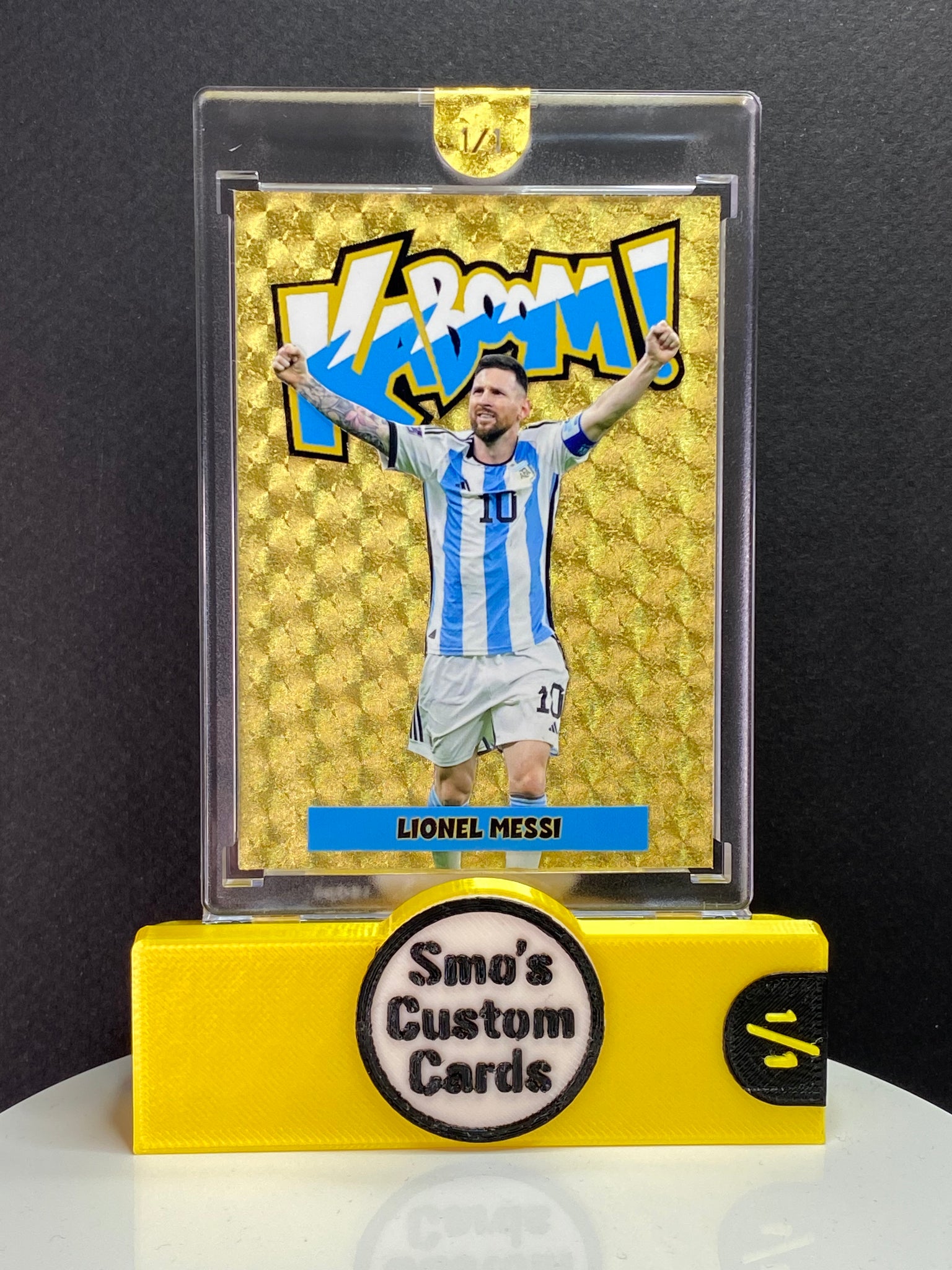 Lionel Messi Argentina Gold Vinyl KABOOM! 1/1
